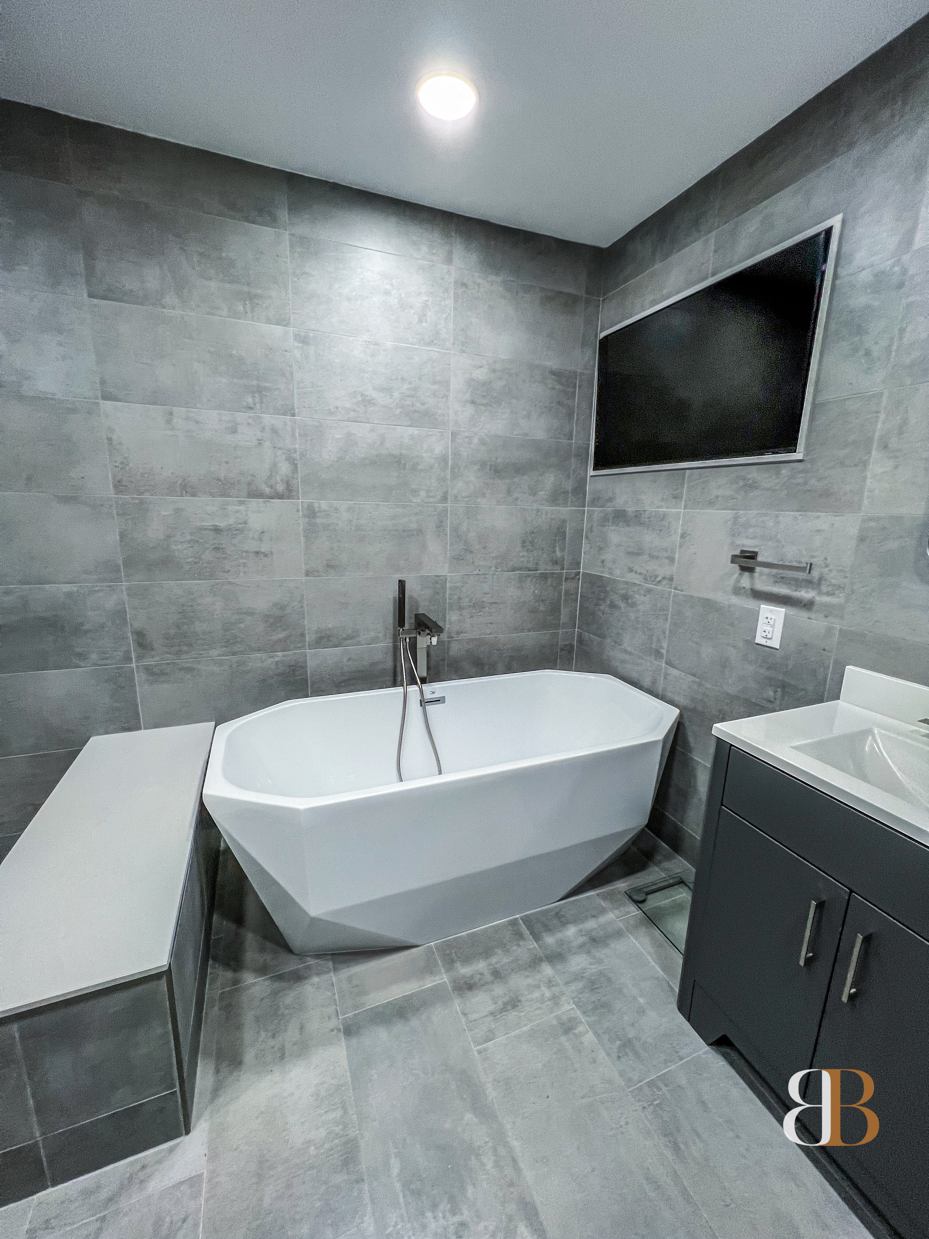 Bathroom — monochromatic modern, Pennsylvania